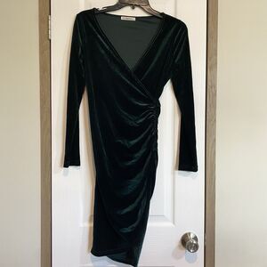 Guberry velvet party ruched dress emerald green Small Y2K mermaidcore stretch